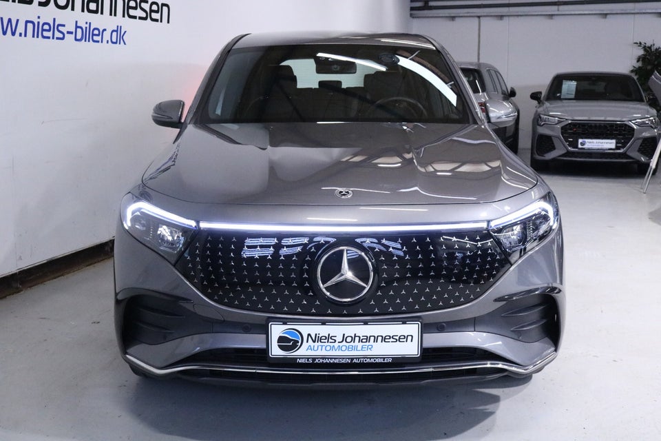 Mercedes EQB250+ AMG Line 7prs 5d