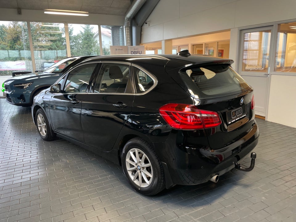 BMW 218d 2,0 Active Tourer Advantage aut. 5d