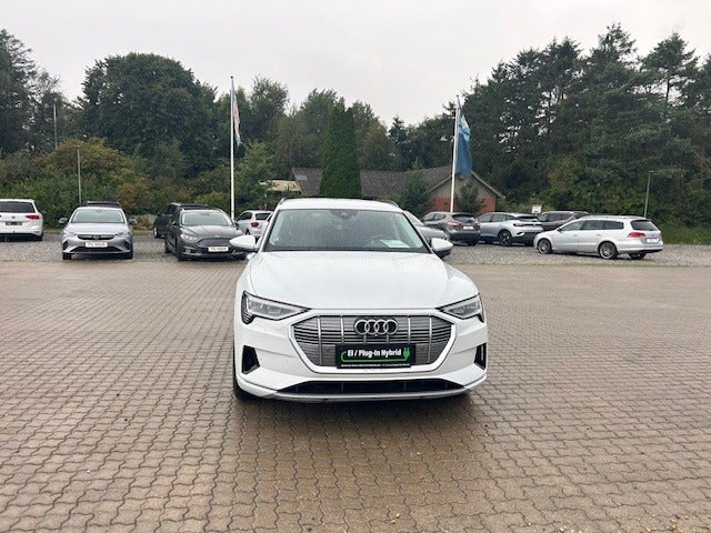 Audi e-tron 55 S-line quattro 5d