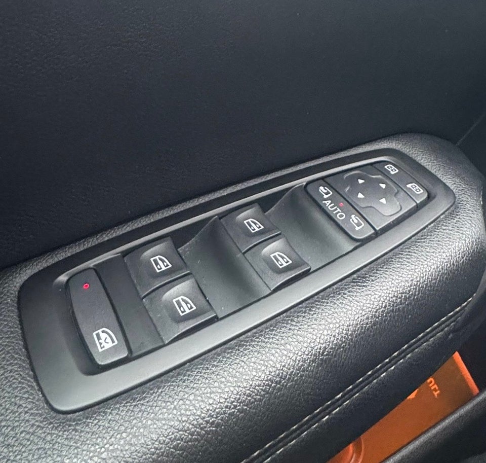 Renault Megane IV 1,6 E-Tech Intens Sport Tourer 5d