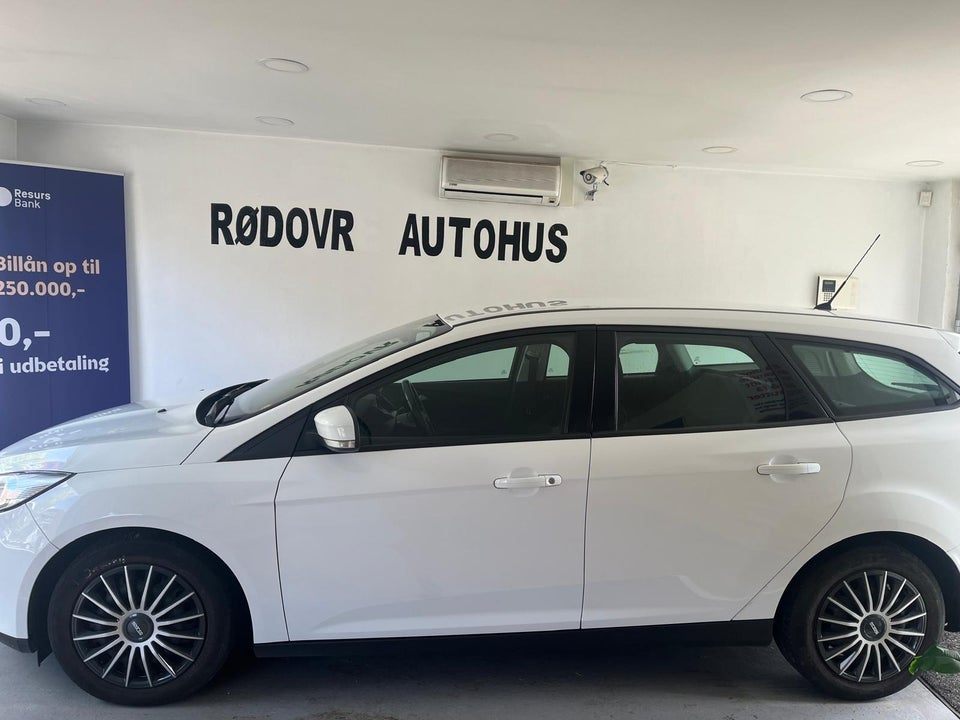 Ford Focus 1,0 SCTi 125 Titanium stc. 5d