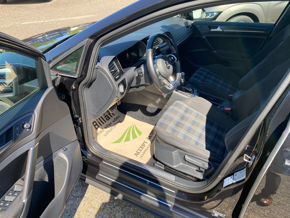 VW Golf VII 1,4 GTE DSG 5d