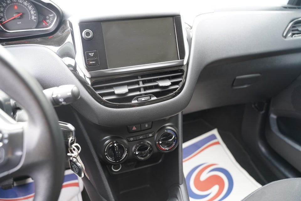 Peugeot 208 1,6 e-HDi 92 Active Van 5d