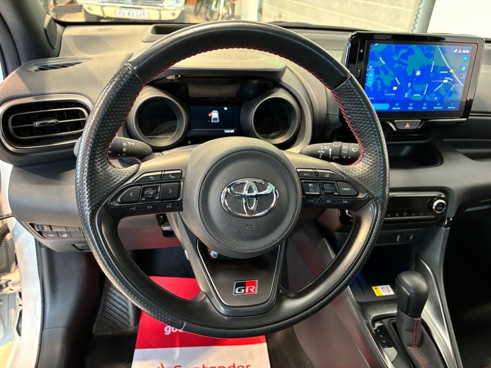 Toyota Yaris 1,5 Hybrid GR Sport e-CVT 5d