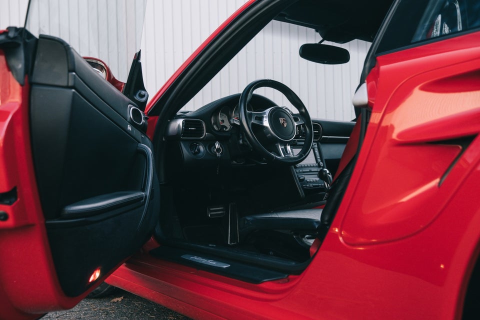 Porsche 911 Turbo 3,8 Coupé PDK 2d