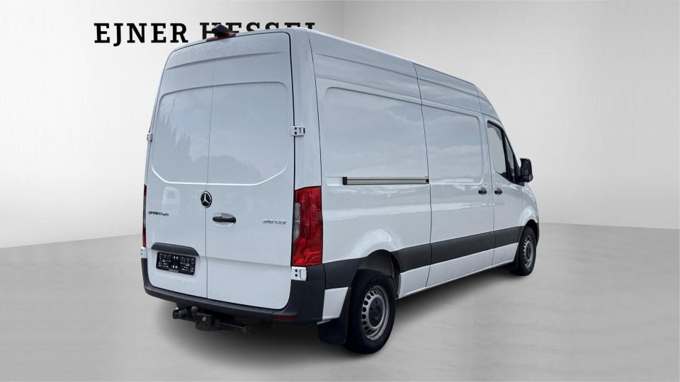 Mercedes Sprinter 215 2,0 CDi A2 Kassevogn aut. FWD