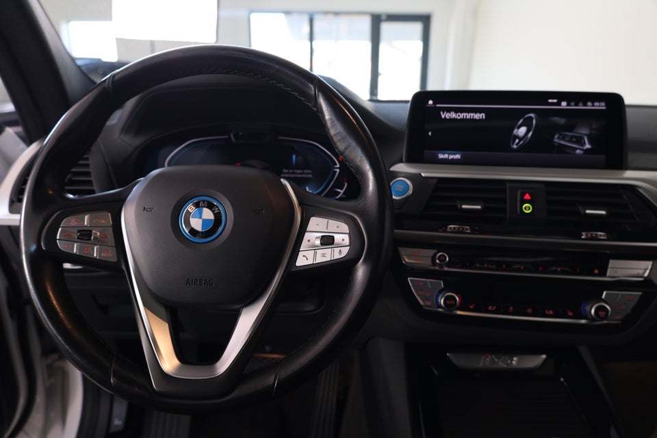 BMW iX3 Charged Plus 5d