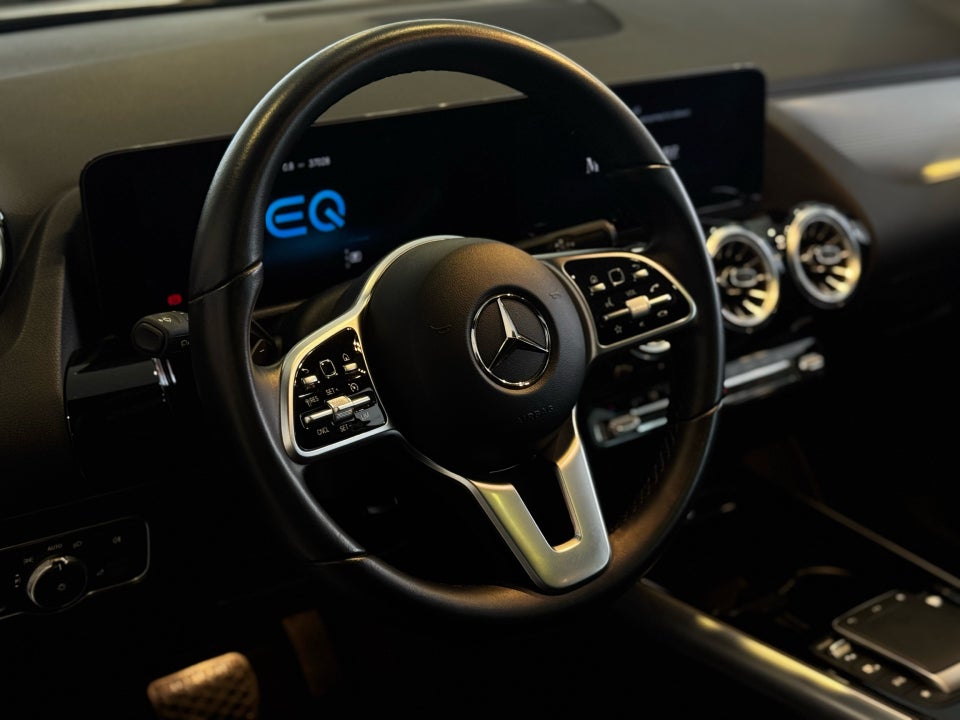 Mercedes EQA250 Progressive 5d