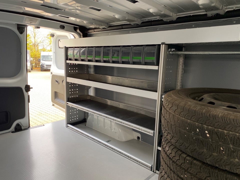 Nissan NV300 2,0 dCi 120 L2H1 Comfort