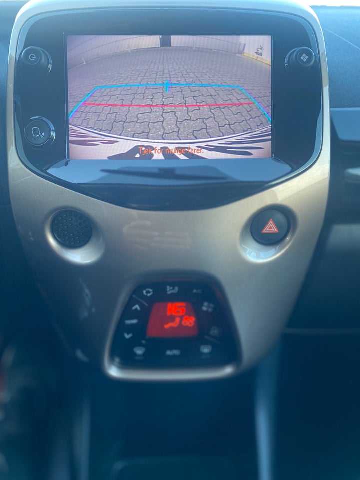 Citroën C1 1,0 VTi Triumph Airscape 5d