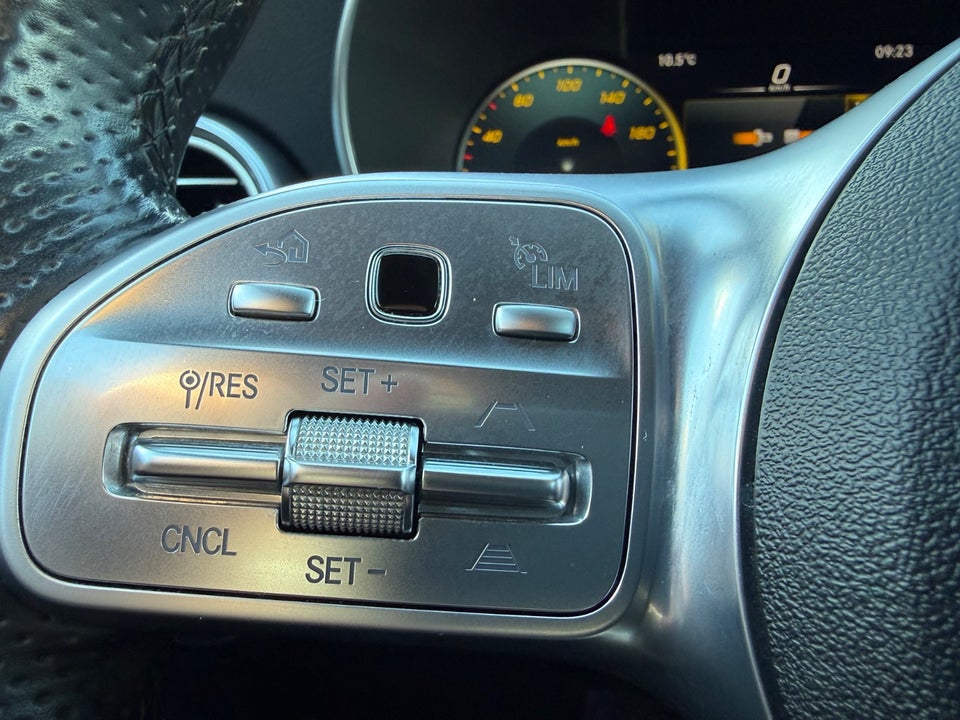 Mercedes C220 d 2,0 AMG Line stc. aut. 5d