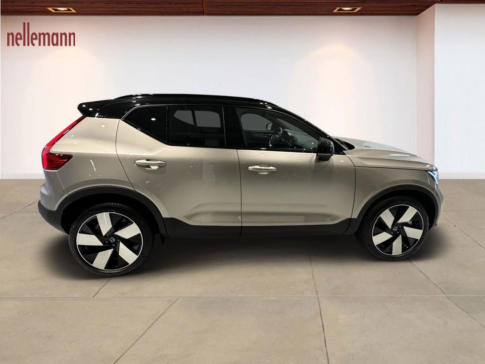 Volvo XC40 P6 ReCharge Plus 5d