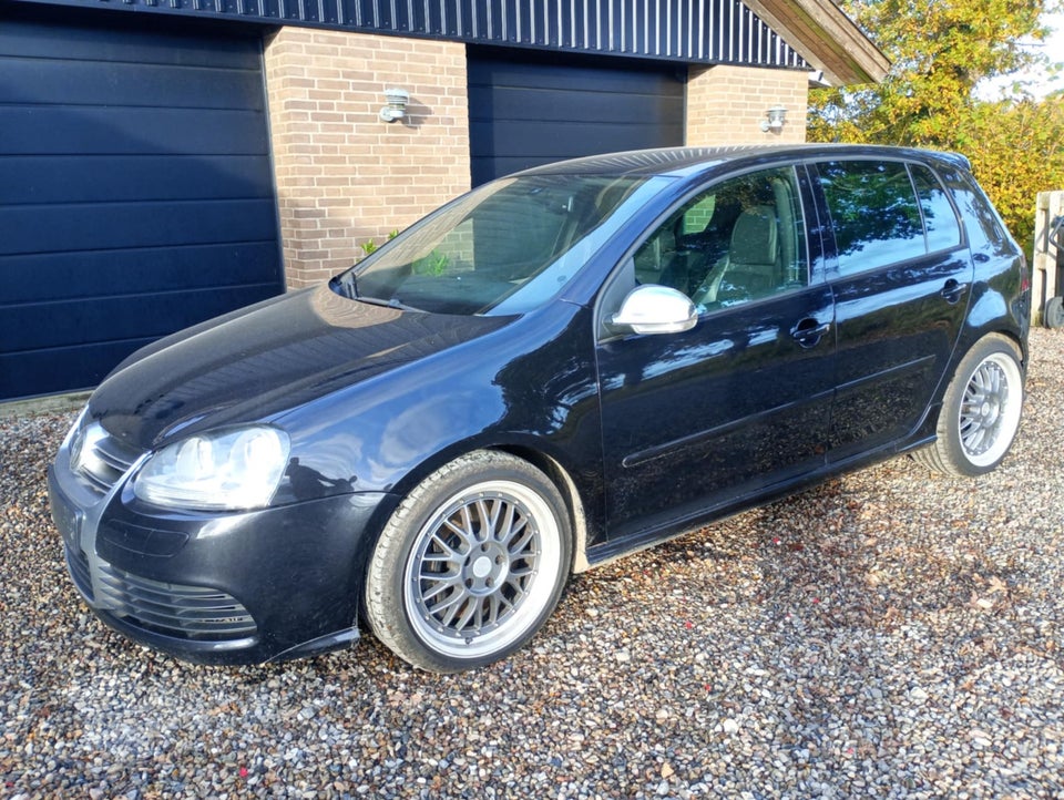 VW Golf V 3,2 R32 DSG 4Motion 5d
