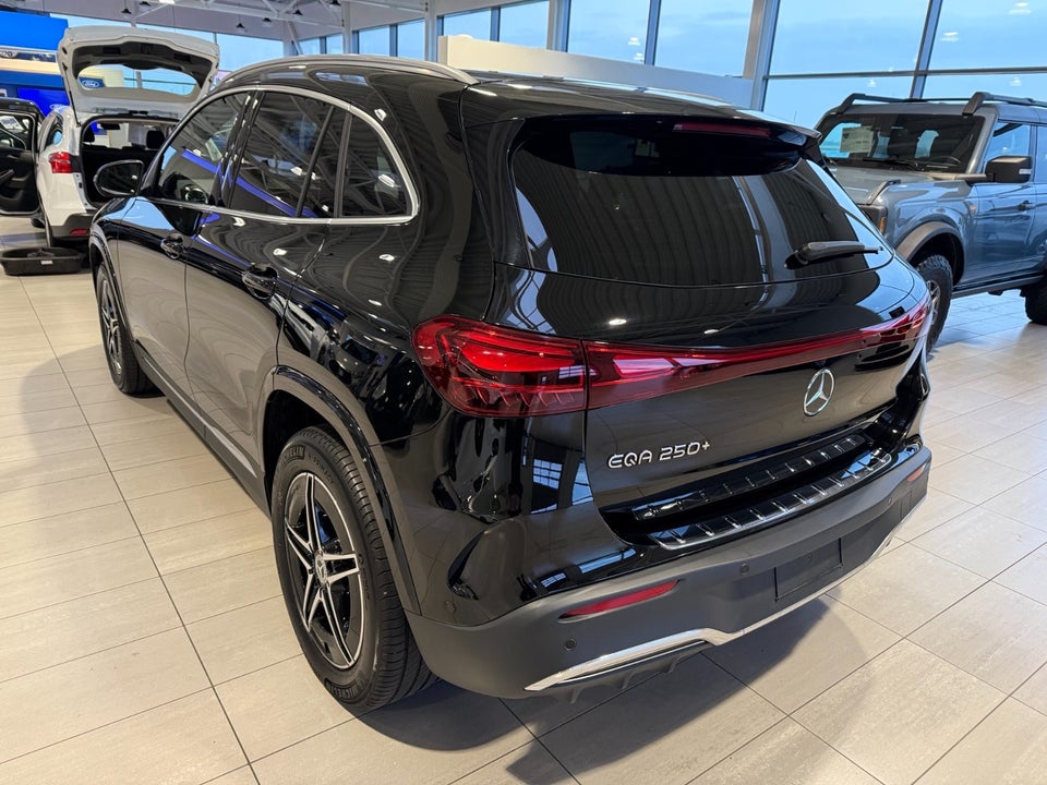 Mercedes EQA250+ AMG Advance 5d