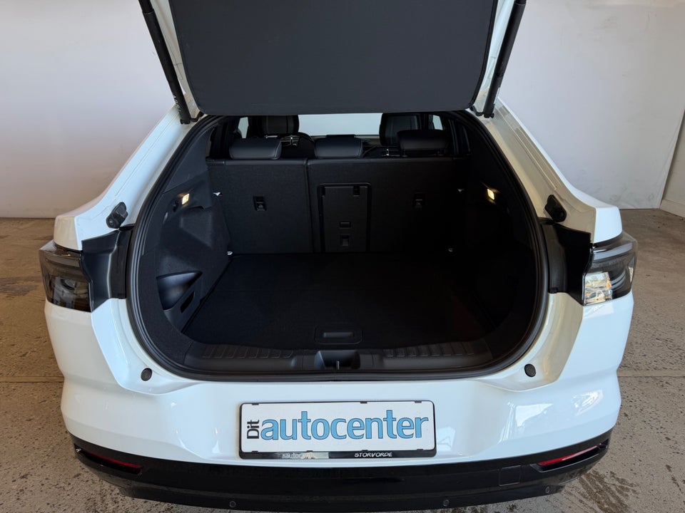 Ford Capri 77 Premium Extended Range 5d