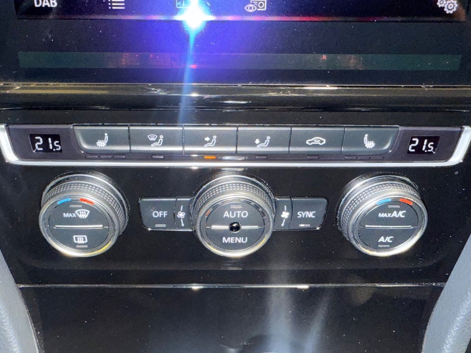 VW Golf VII 1,5 TSi 150 Highline DSG 5d