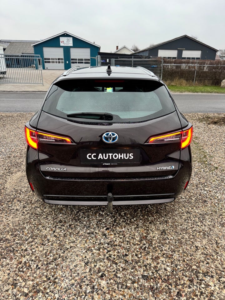 Toyota Corolla 1,8 Hybrid H3 Premium Touring Sports MDS 5d