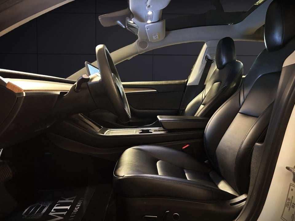 Tesla Model 3 Performance AWD 4d