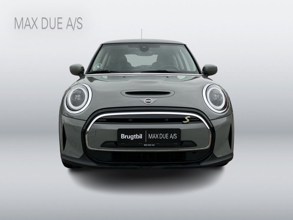 MINI Cooper SE Essential 3d