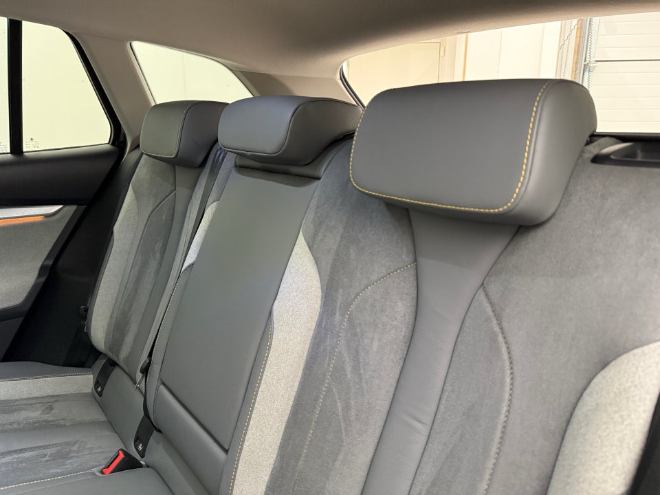 Skoda Enyaq 80 iV Lounge 5d