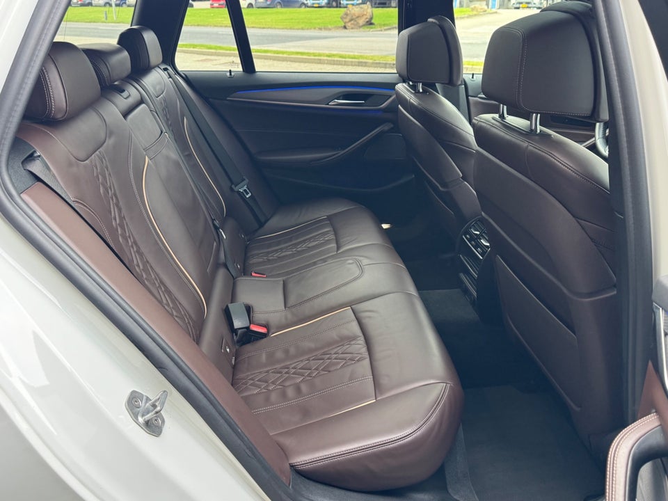 BMW 530d 3,0 Touring M-Sport aut. 5d