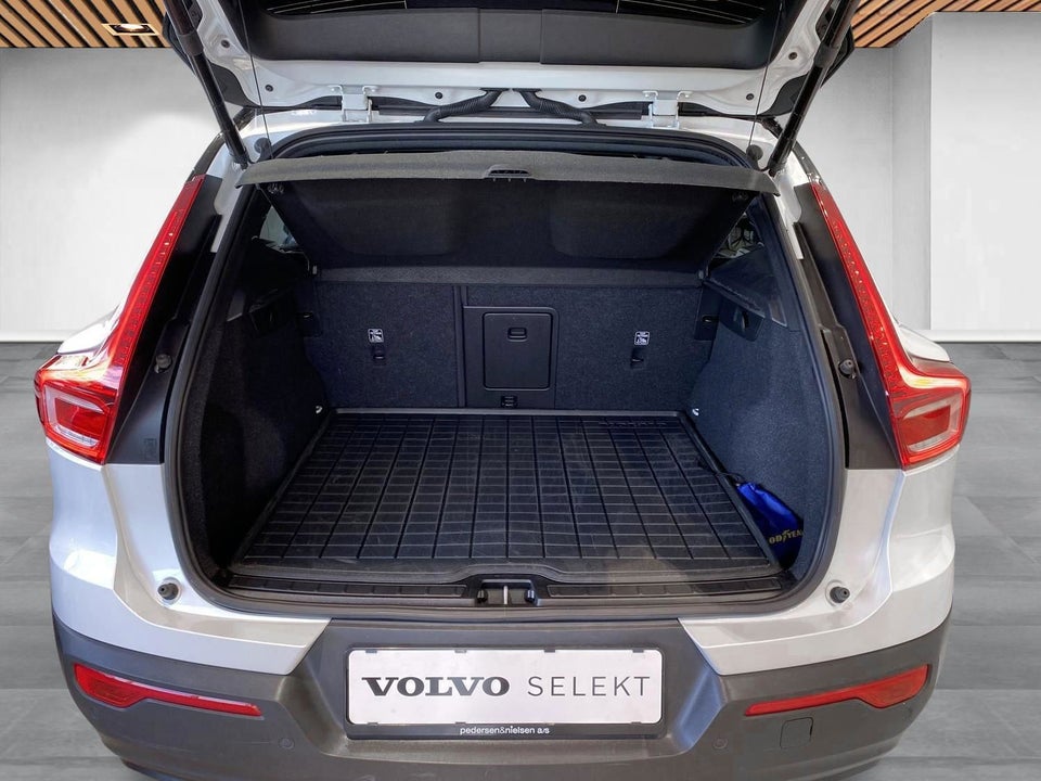 Volvo XC40 P8 ReCharge Twin Pro 5d