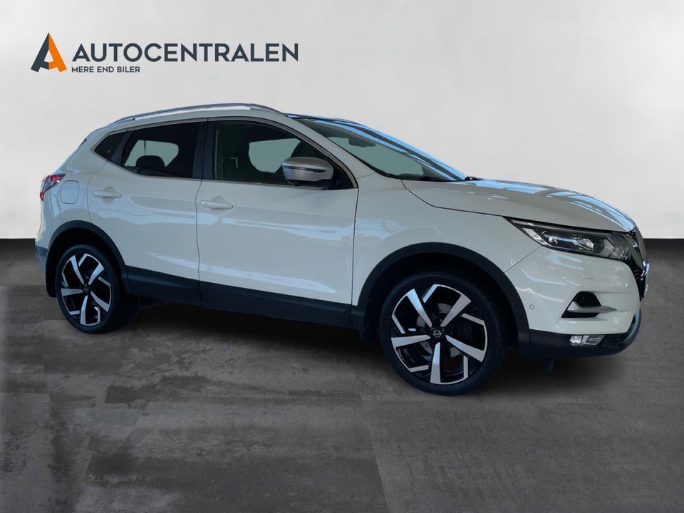 Nissan Qashqai 1,6 Dig-T 163 Tekna+ 5d