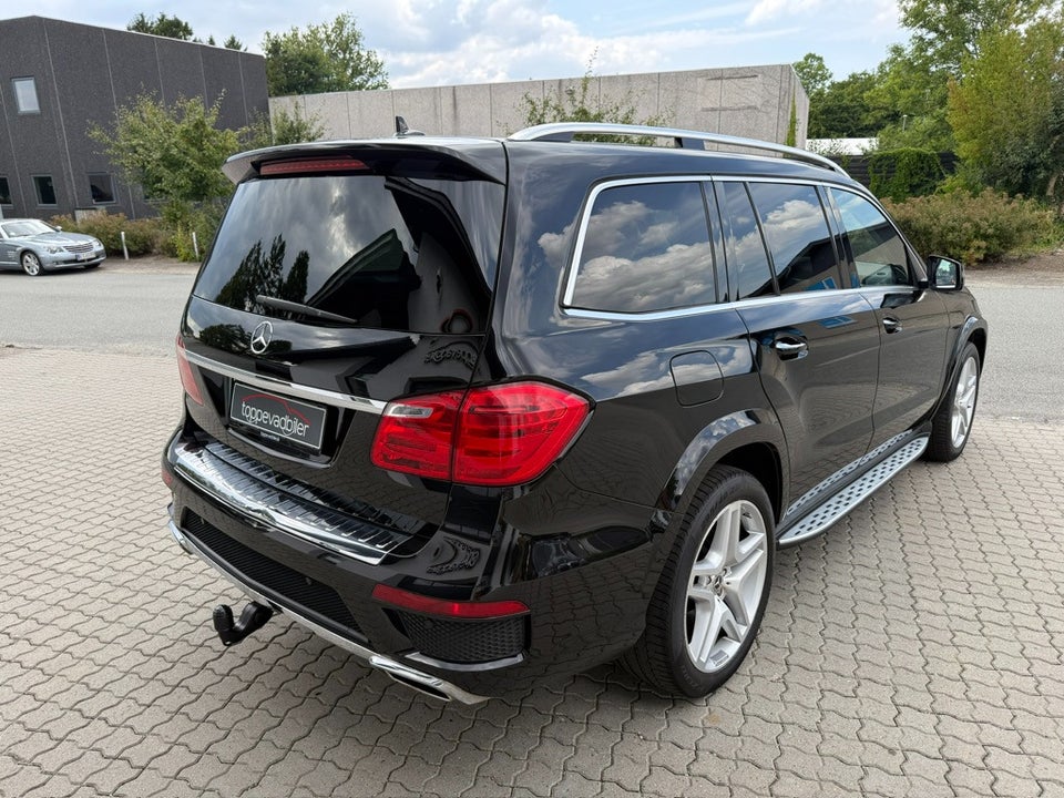 Mercedes GL500 4,7 AMG Line aut. 4Matic 5d