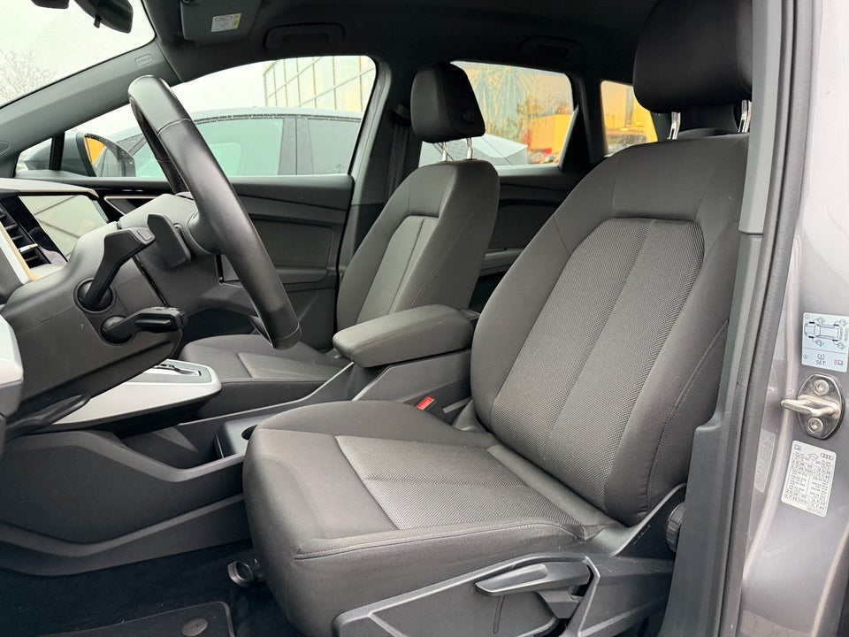 Audi Q4 e-tron 40  5d