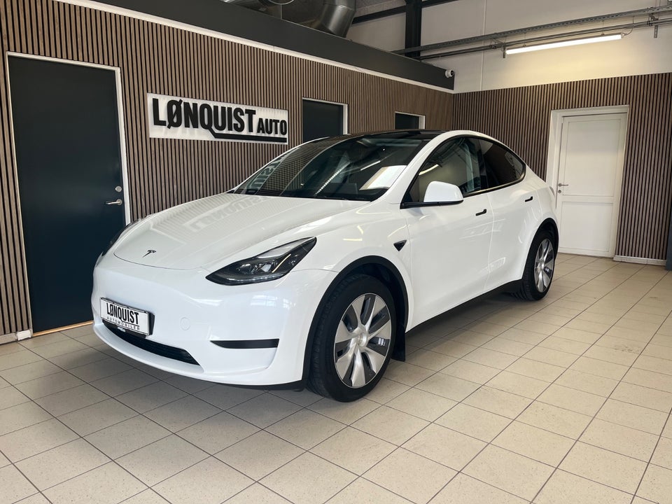 Tesla Model Y RWD 5d