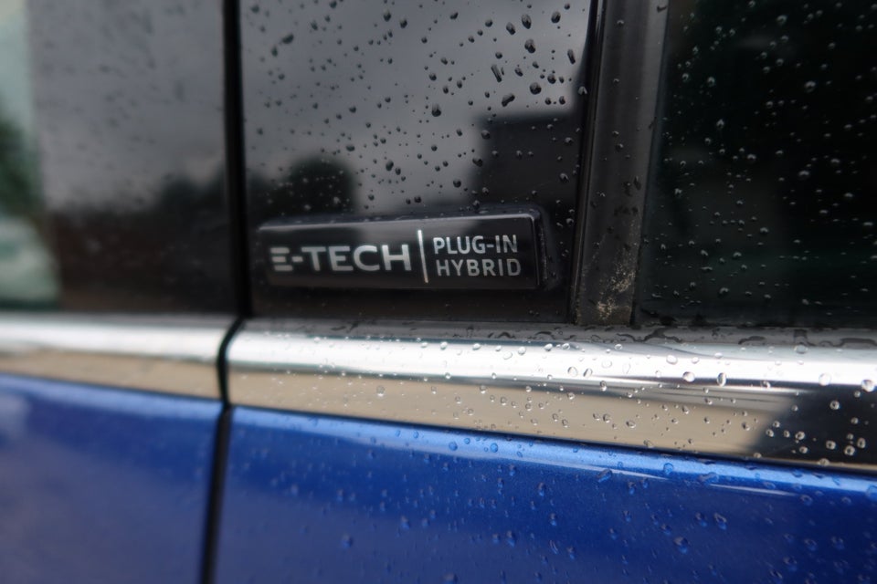 Renault Megane IV 1,6 E-Tech R.S. Line Sport Tourer 5d