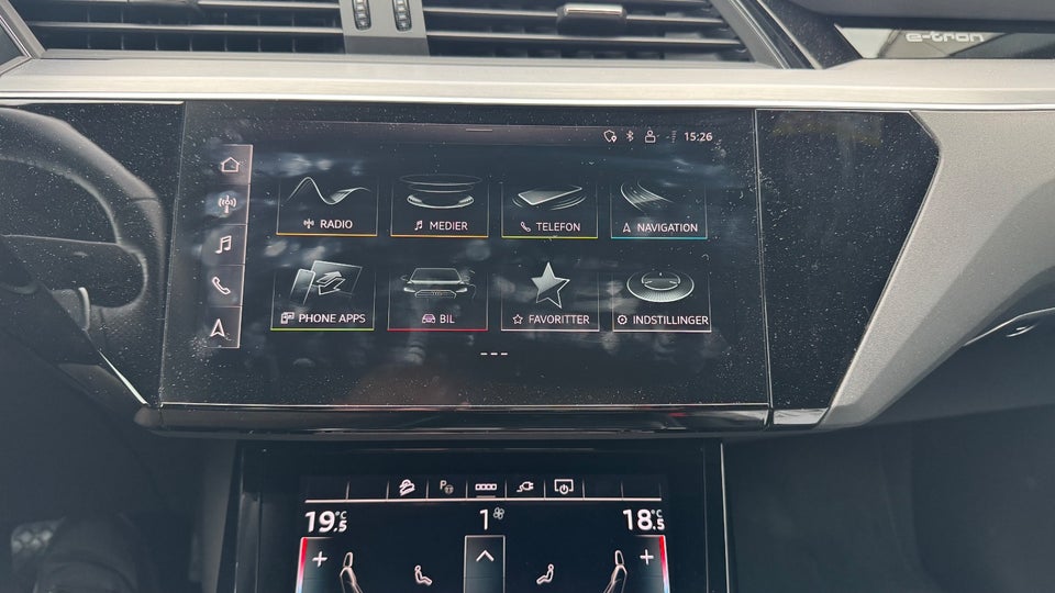 Audi e-tron 55 S-line quattro 5d