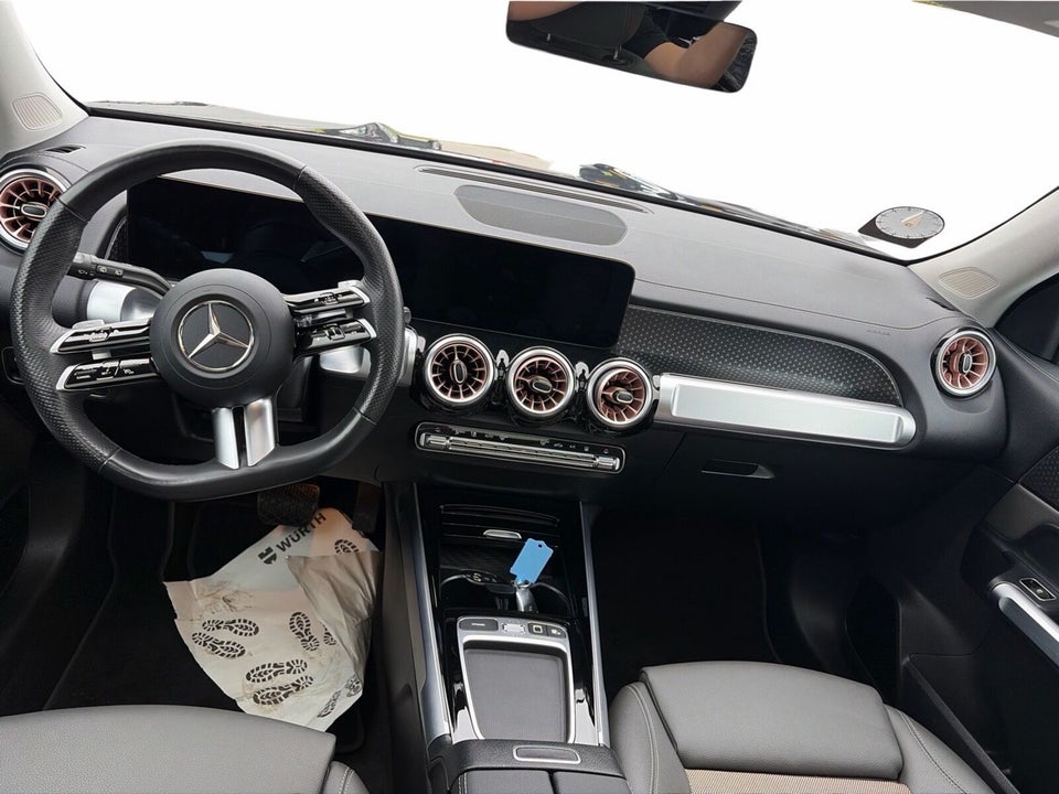 Mercedes EQB300 4Matic 5d