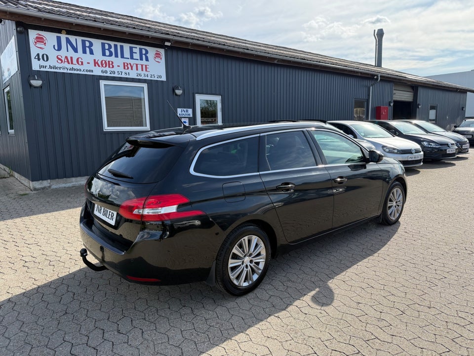 Peugeot 308 1,6 BlueHDi 120 Allure SW 5d