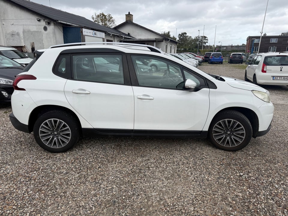 Peugeot 2008 1,2 e-VTi 82 Active ESG 5d