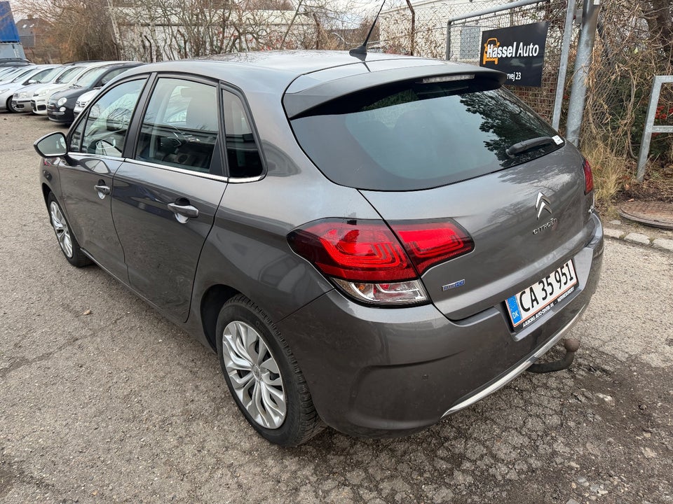 Citroën C4 1,6 BlueHDi 100 Feel 5d