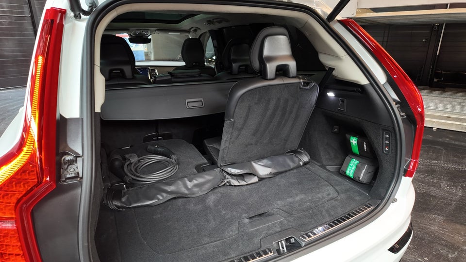Volvo XC90 2,0 T8 ReCharge Ultimate Dark aut. AWD 7prs 5d