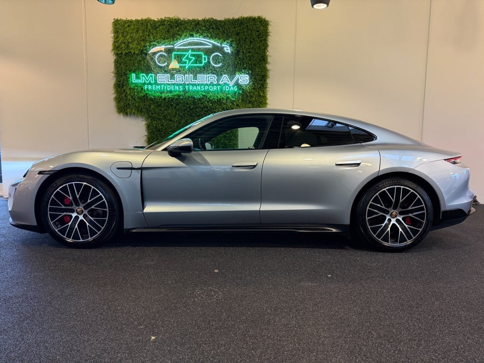 Porsche Taycan 4S Performance+ 4d