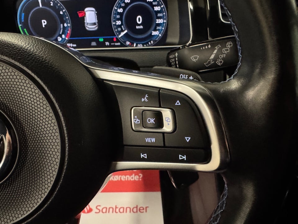 VW Golf VII 1,4 GTE DSG 5d