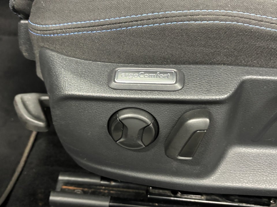 VW Passat 1,4 GTE DSG 4d