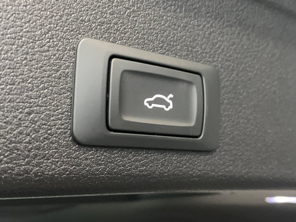 Audi A4 40 TFSi Sport Prestige Tour Avant S-tr. 5d