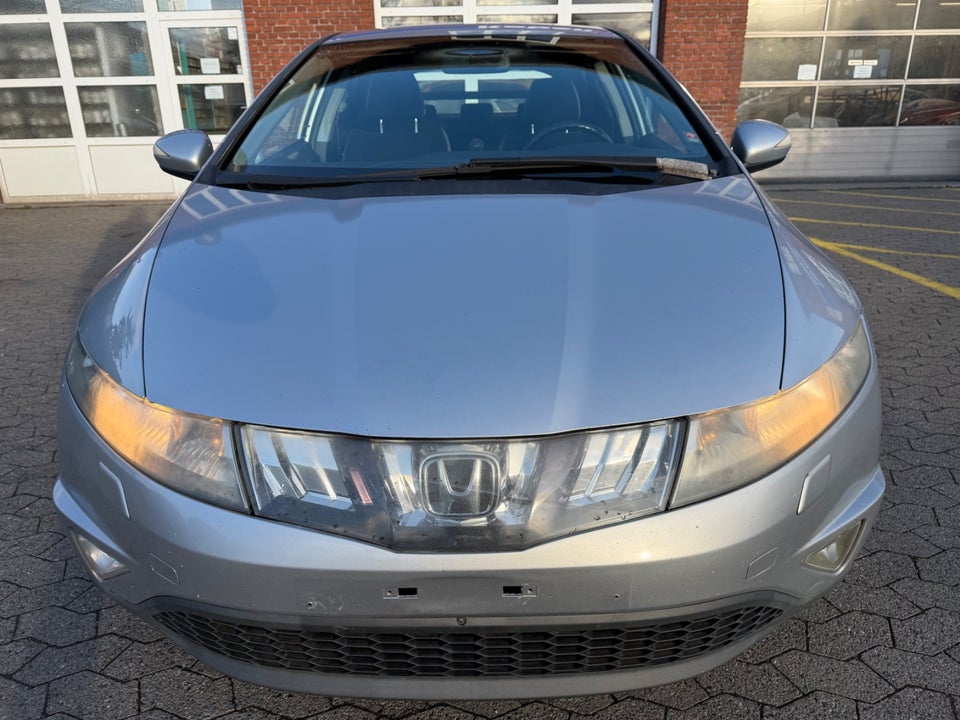 Honda Civic 1,8 Sport 5d