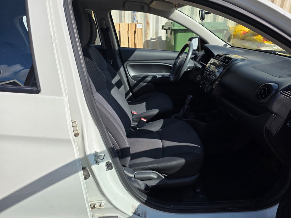 Mitsubishi Space Star 1,0 Inform 5d