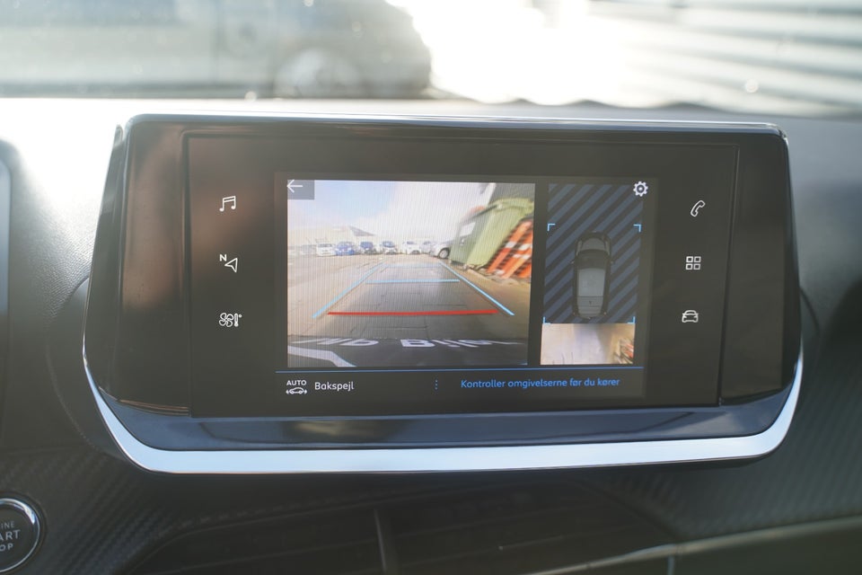 Peugeot 208 1,5 BlueHDi 100 Allure Sky 5d