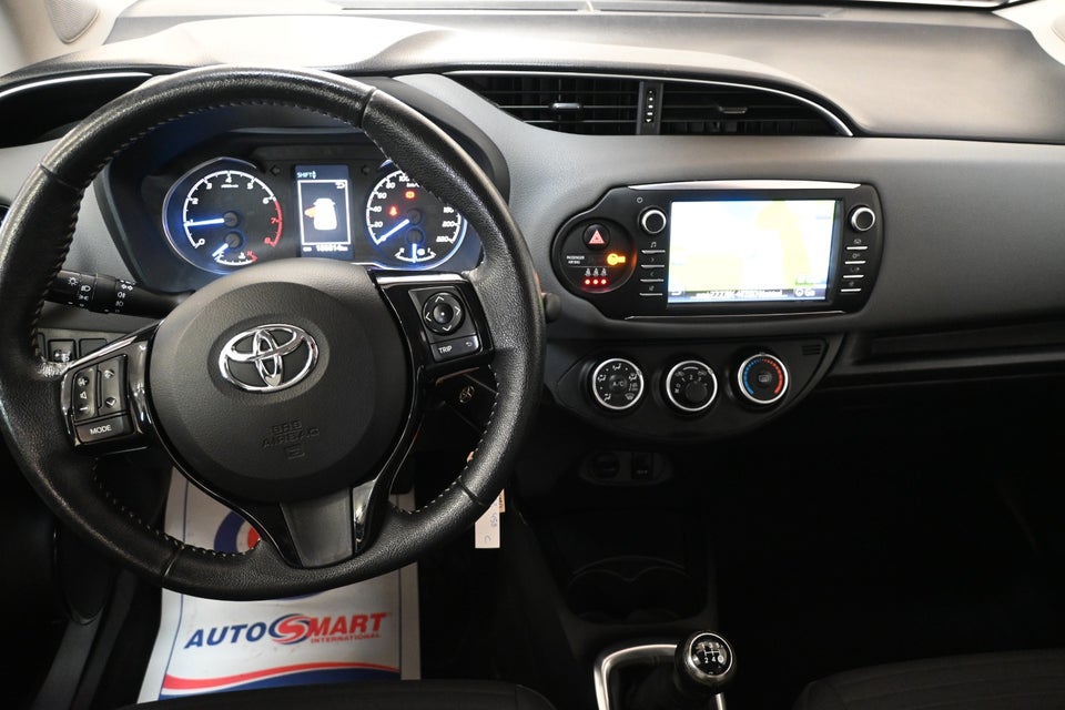 Toyota Yaris 1,0 VVT-i T2 5d