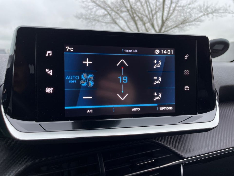 Peugeot 2008 1,2 PureTech 130 Allure Pack 5d