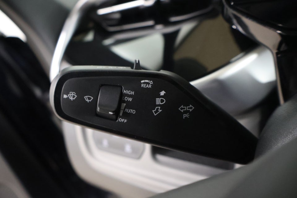 VW ID.Buzz 77 Life SWB 5d