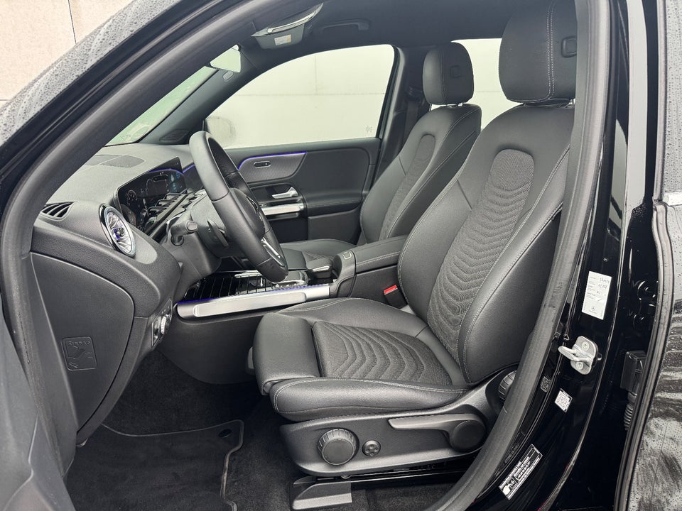 Mercedes EQB250 Progressive 5d