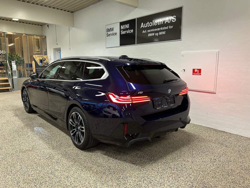 BMW i5 eDrive40 Touring Fully Charged M-Sport 5d