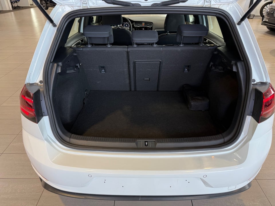 VW Golf VII 1,4 GTE DSG 5d